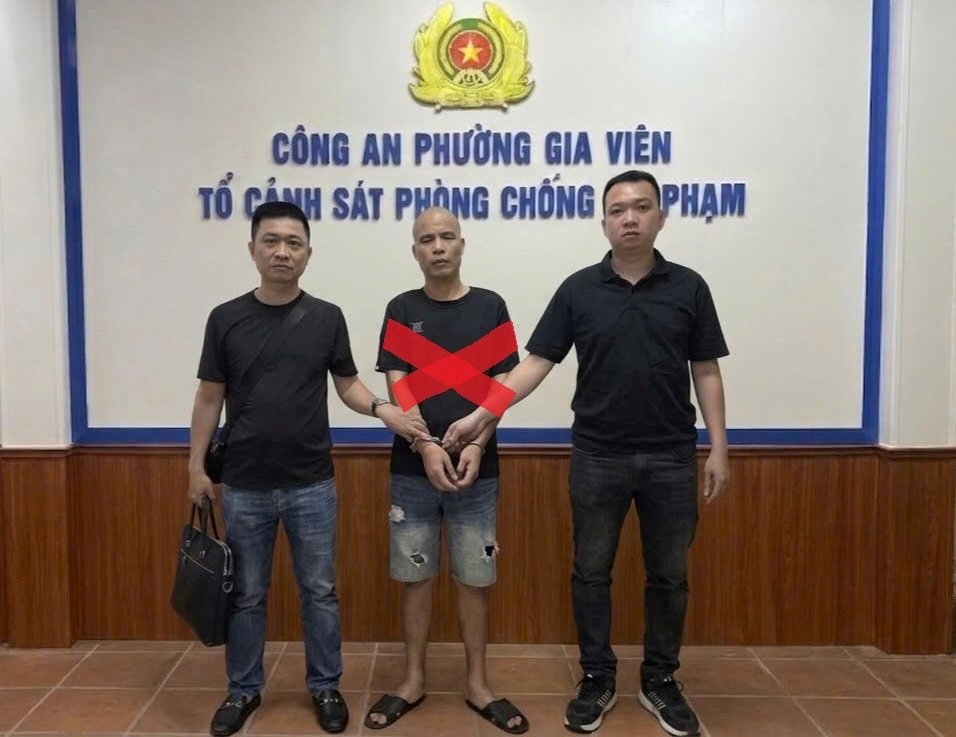 Công an phường Gia Viên: Bắt giữ đối tượng truy nã về tội Đánh bạc trốn ở thành phố Hà Nội